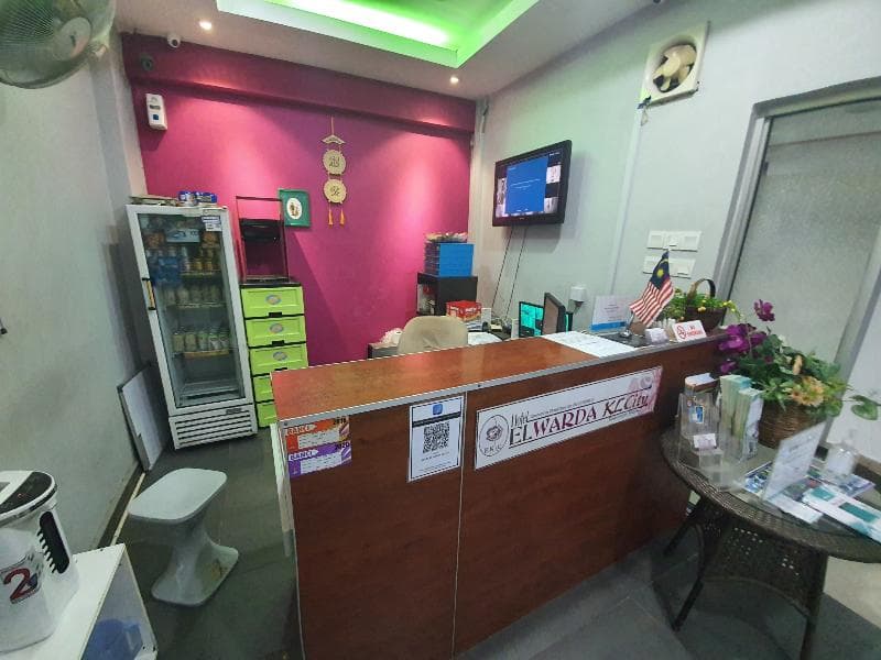 Oyo 90138 Hotel Elwarda Klcity 5