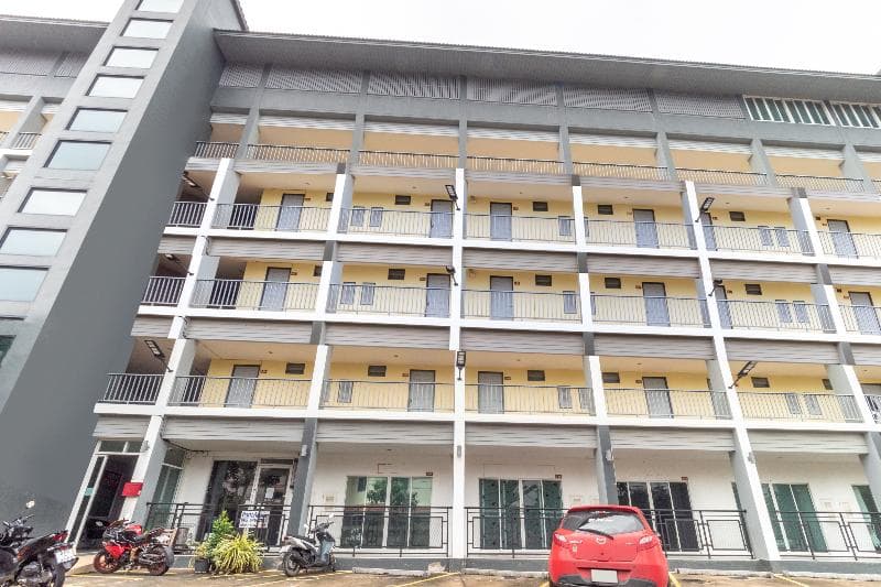 V Place Apartment by OYO Rooms 3