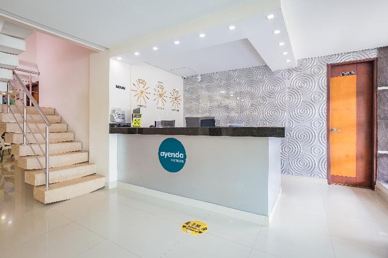 Hotel Ayenda Seven 2