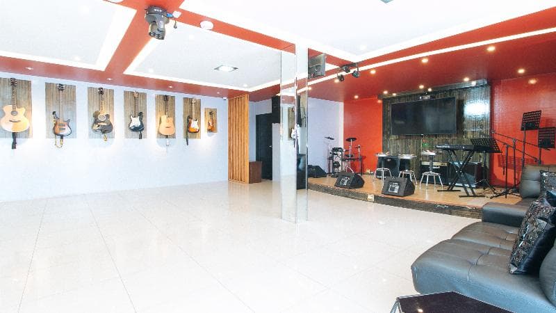 Reddoorz @ Walk Inn Hotel