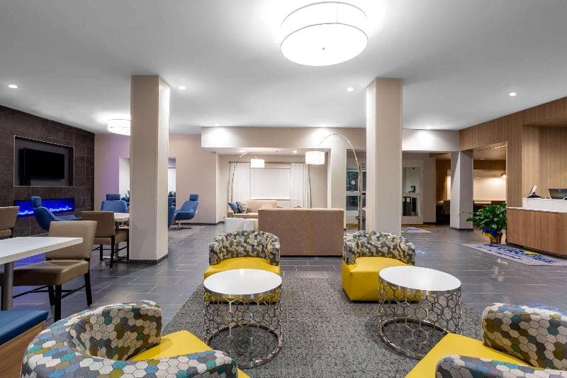 Microtel Inn & Suites By Wyndham South Hill 4