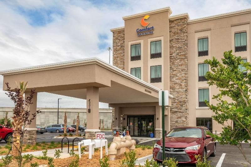 Comfort Inn & Suites Jacksonville - Orange Park 2