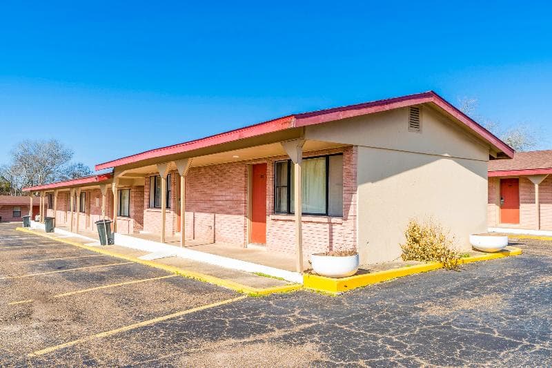 Oyo Hotel Beeville -Us 181 2