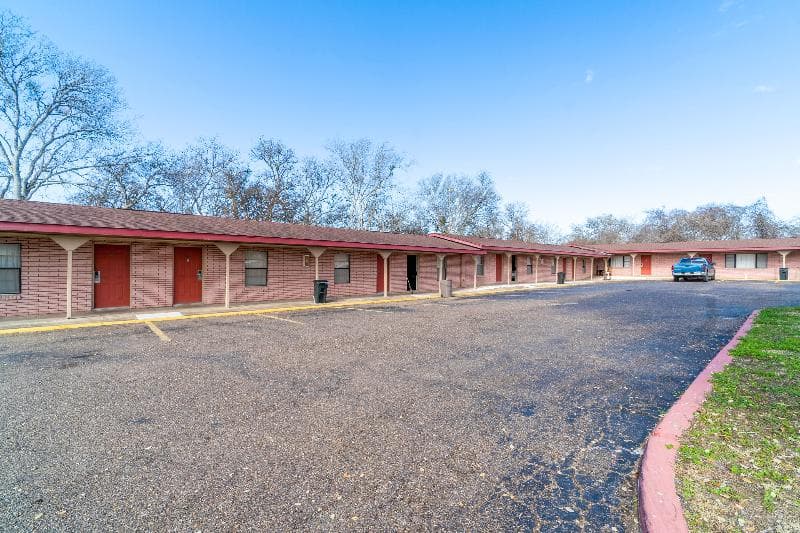 Oyo Hotel Beeville -Us 181 5