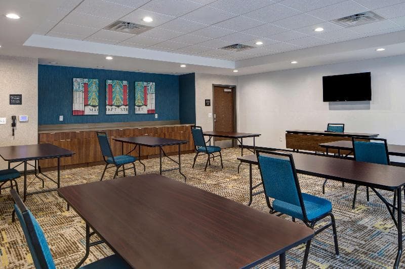 Hampton Inn & Suites Deptford photo 1