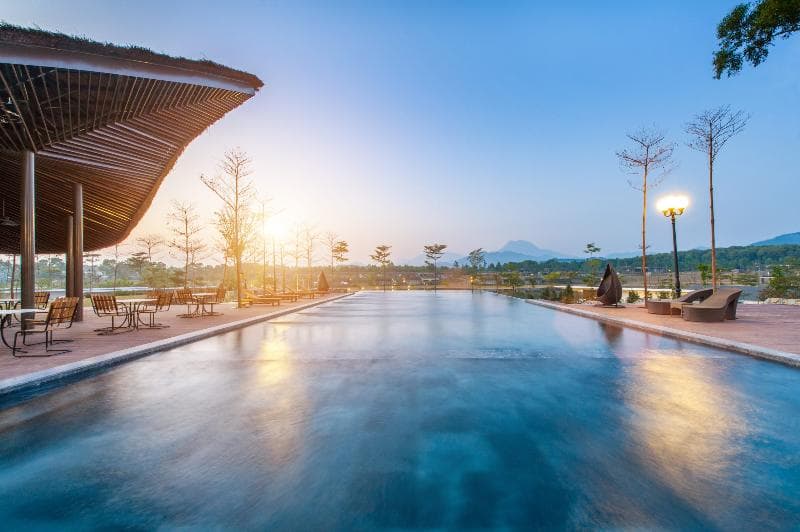 Flamingo Grand Cat Ba Resort 5