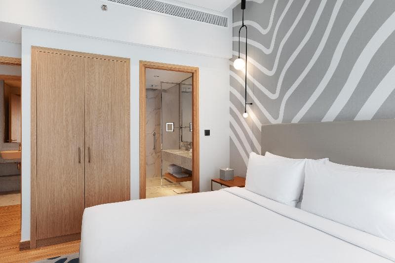 Adagio Premium The Palm 3