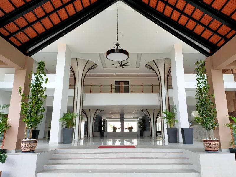 Pacific Regency Beach Resort 5