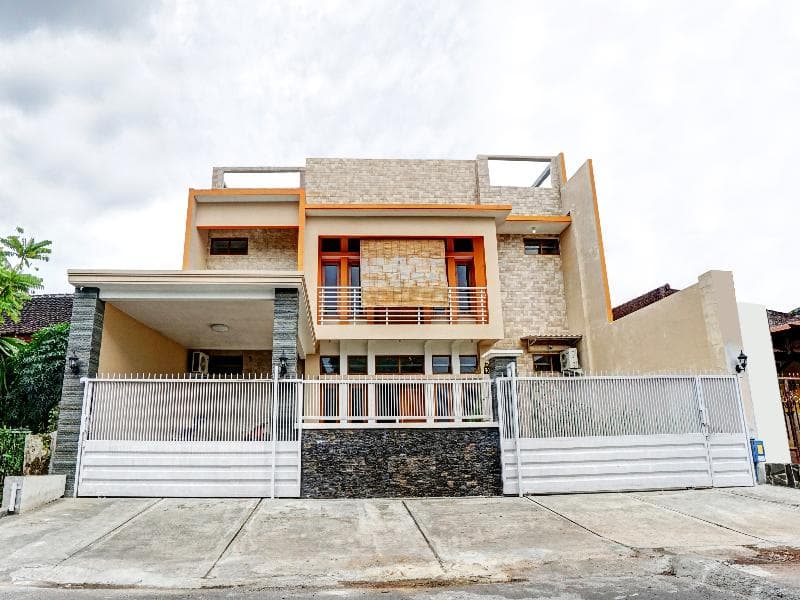 Avisha Guest House Syariah By Oyo Rooms 3