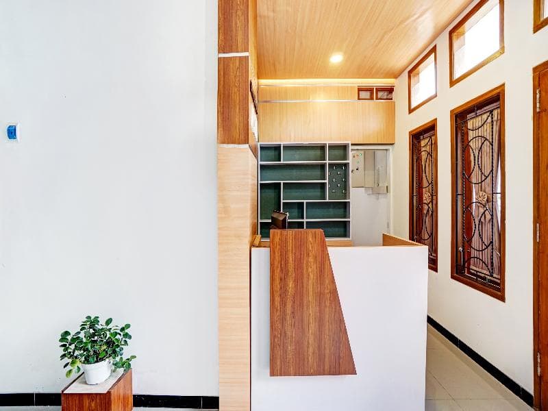 Avisha Guest House Syariah By Oyo Rooms 5