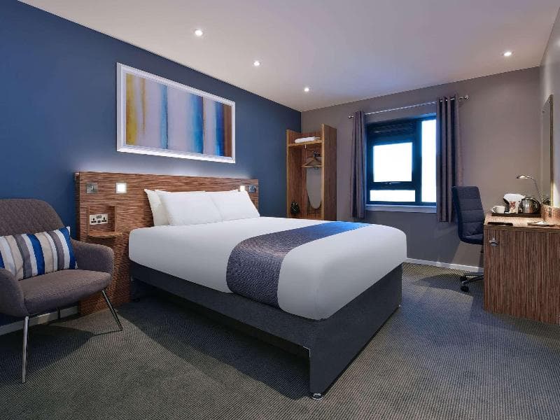 Travelodge Edinburgh Park 5