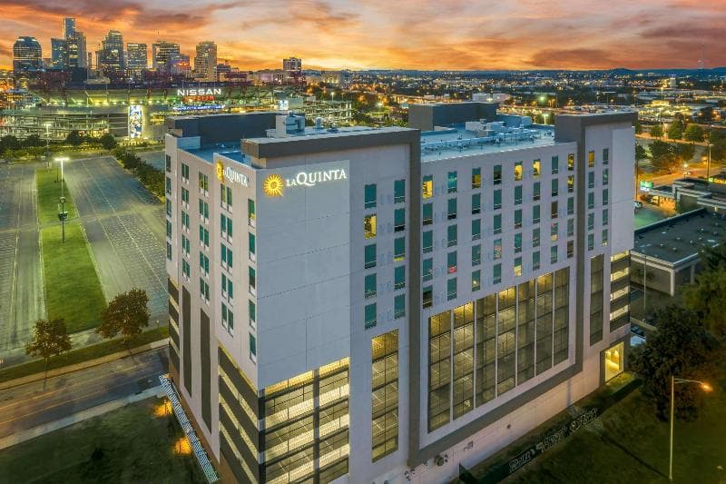 La Quinta Inn & Suites by Wyndham Nashville Downtown/Stadium 2