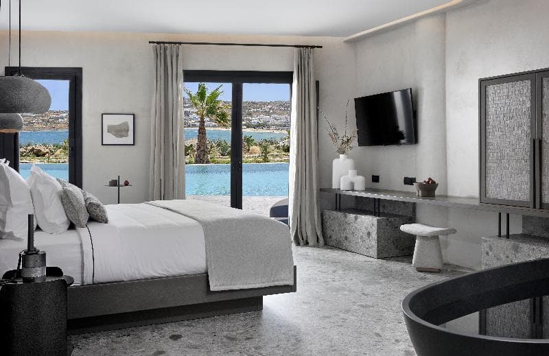 Aeonic Suites And Spa 4