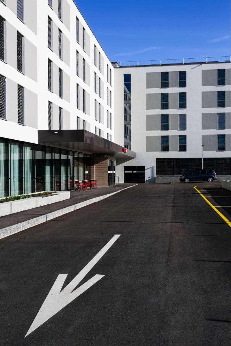 IntercityHotel Zürich Airport 2