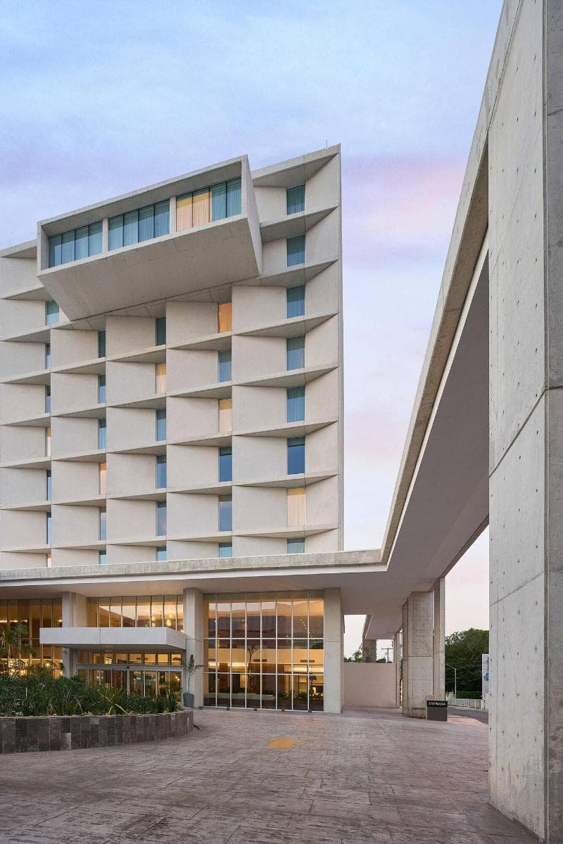 Courtyard By Marriott Merida Downtown 5