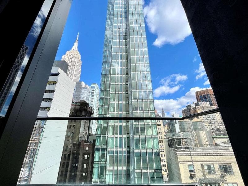 Best Western Premier Empire State Hotel 5