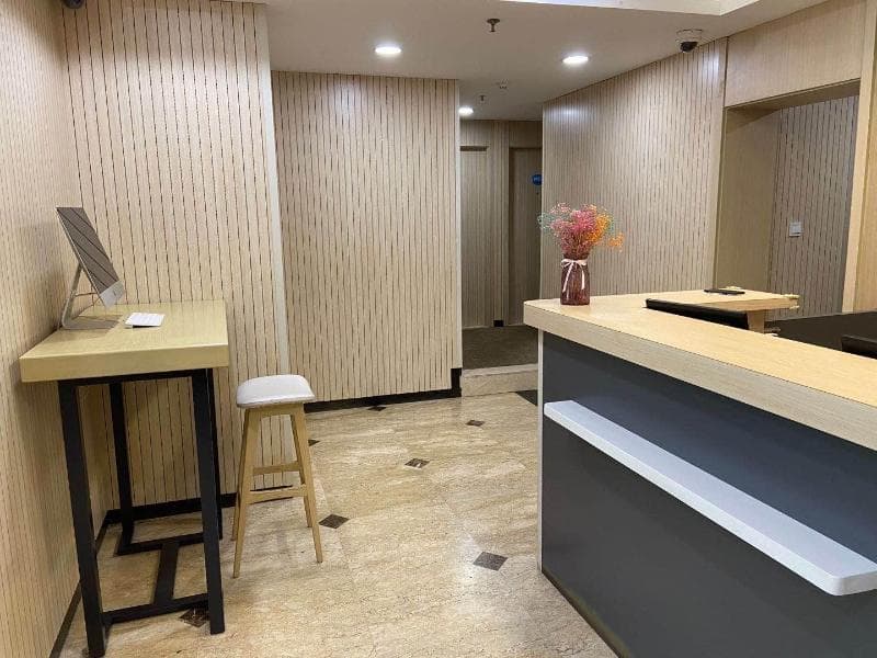 Hanting Hotel Shanghai People's Square Fuzhou Road 4