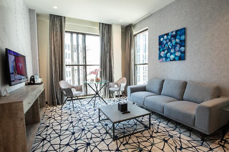 Grand Kingsgate Waterfront By Millennium Hotels 5