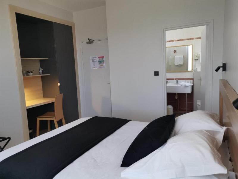 Hotel Le Chateau Blanchard 3