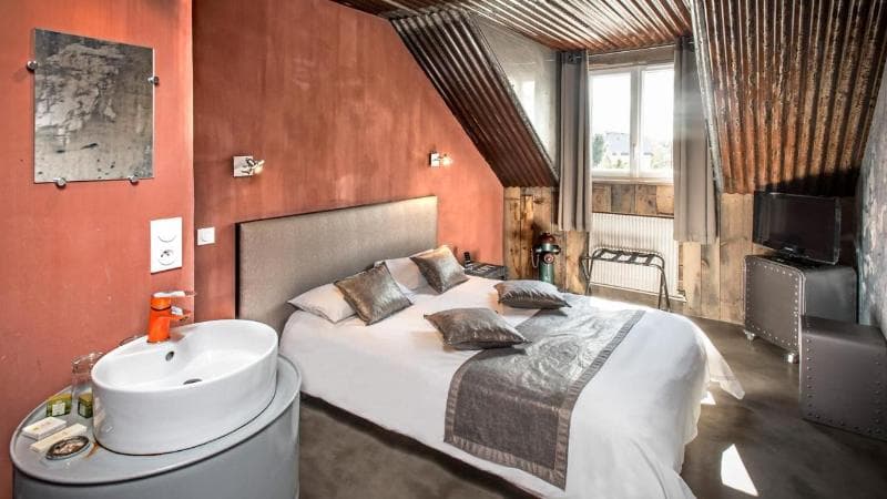 Logis Hotel Brunel Le Rocher Blanc 5