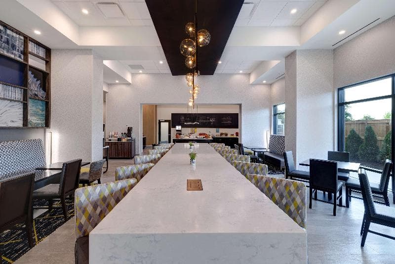 Hampton Inn & Suites by Hilton Burlington Toronto 5