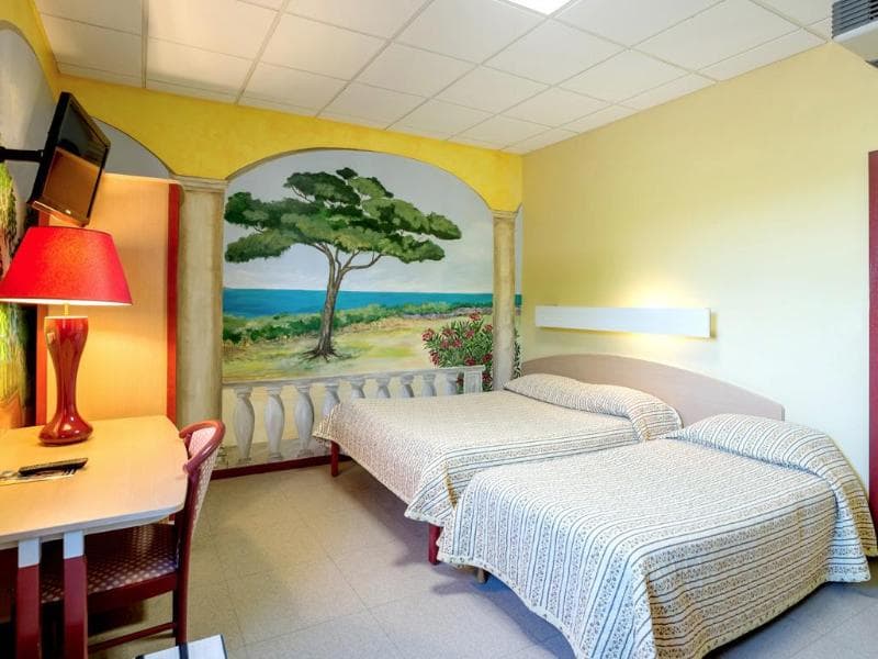 Logis Hotel Le Saint Vincent 3