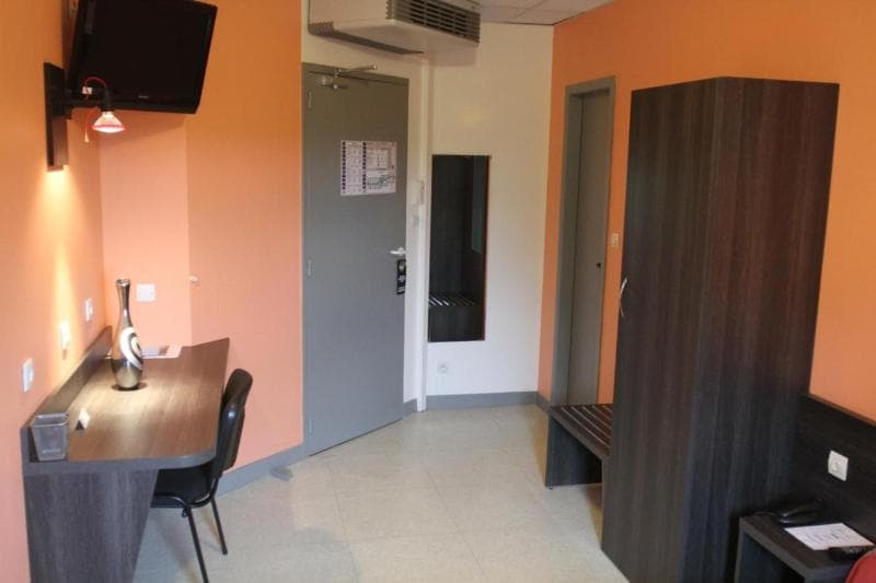 Logis Hotel Le Saint Vincent 2