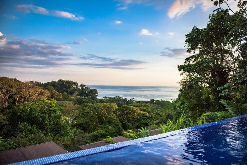 Tiki Villas Rainforest Lodge (Adults Only) 1