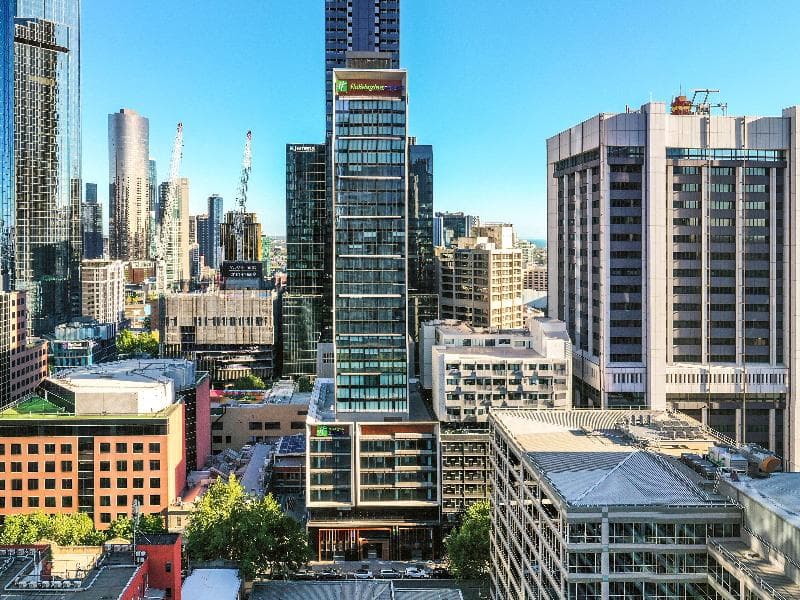 Holiday Inn Express Melbourne Little Collins 2