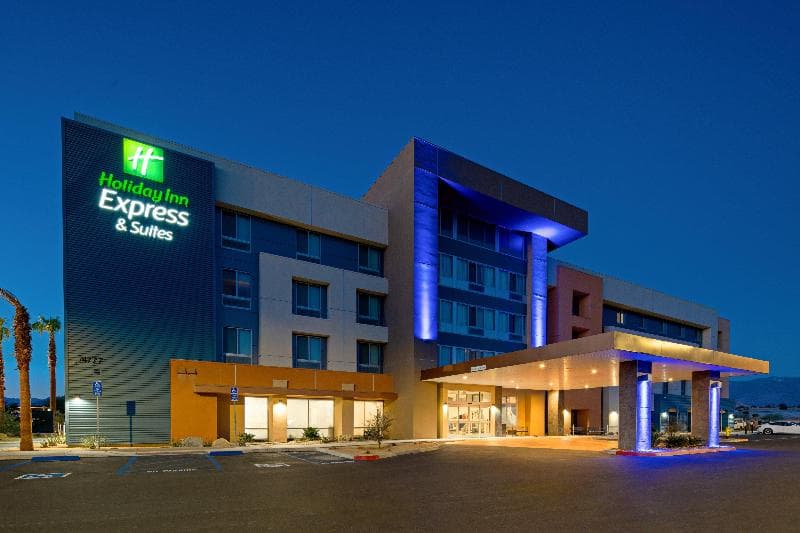 Holiday Inn Express & Sts Palm Desert - Millennium photo 1