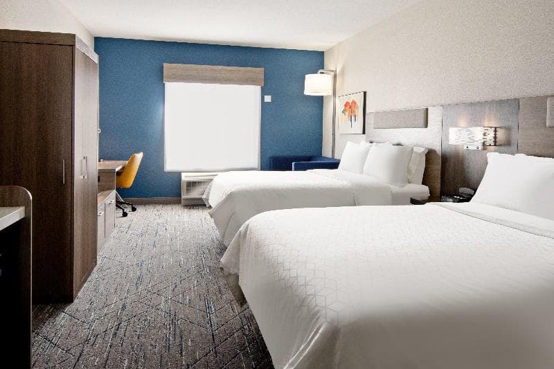 Holiday Inn Express & Sts Palm Desert - Millennium 4