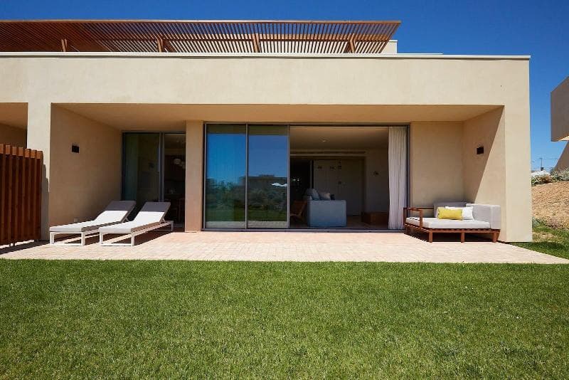 White Shell Beach Villas 4