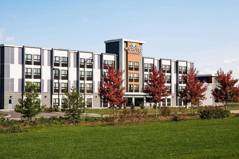Microtel Inn & Suites by Wyndham Aurora 1
