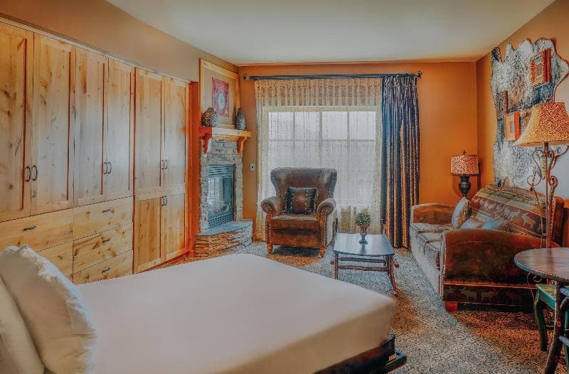 The Village Center At Big Sky Resort 3