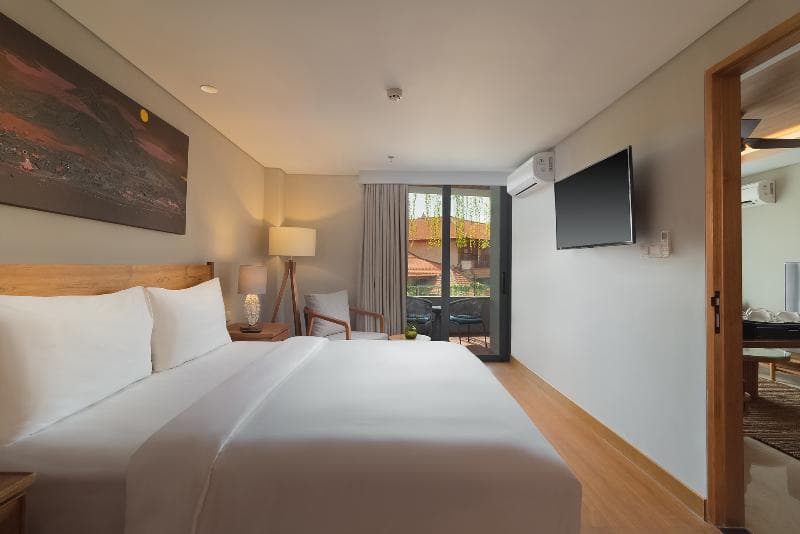 Beachwalk Residence 2