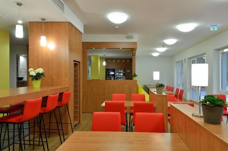 B&B HOTEL Bielefeld-City 5