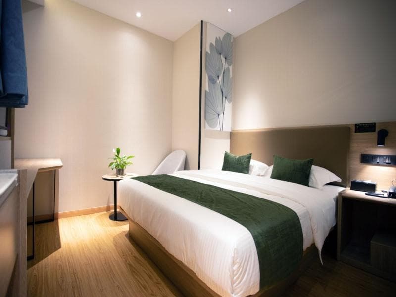 GreenTree Inn Express Shanghai Pudong Lingang New City Yunhan Road main