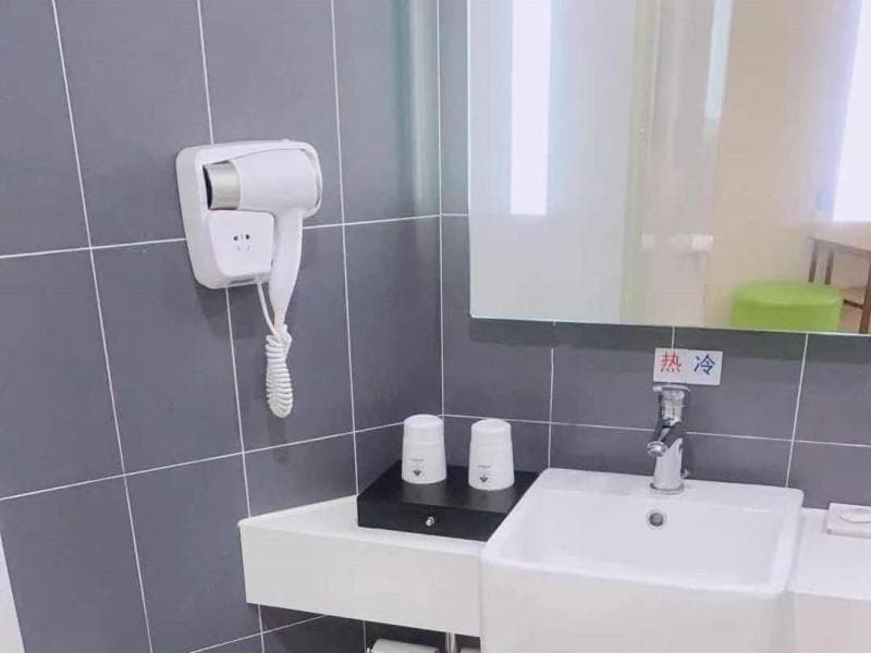 Greentree Inn Zaozhuang Xuecheng Qilianshan Road B main