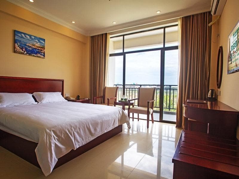 Greentree Inn Sanya Fenghuang Airport Road Hotel main