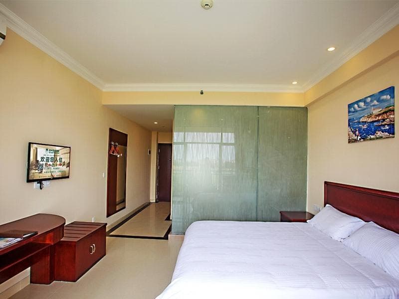 Greentree Inn Sanya Fenghuang Airport Road Hotel 3