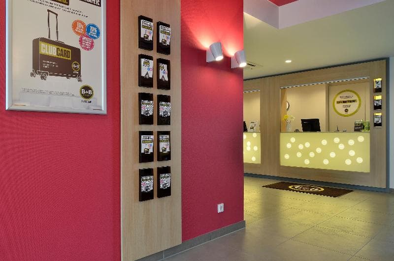B&B HOTEL Karlsruhe 3