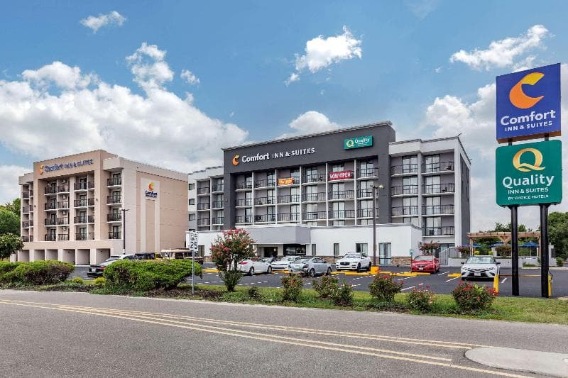 Quality Inn & Suites Spring Lake photo 1