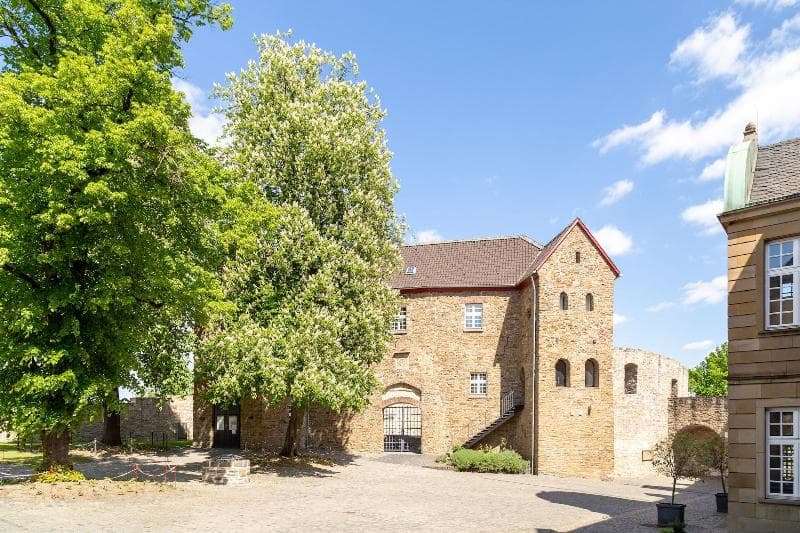 Hotel Am Schloss Broich 3
