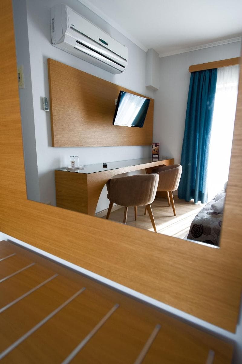 Olympion Hotel 4