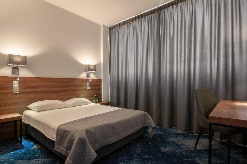 Hotel Oliwski 5