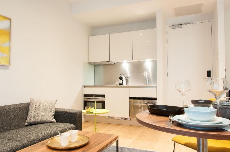 Premier Suites Plus Rotterdam 3