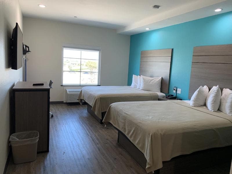 Americas Best Value Inn & Suites Katy 5