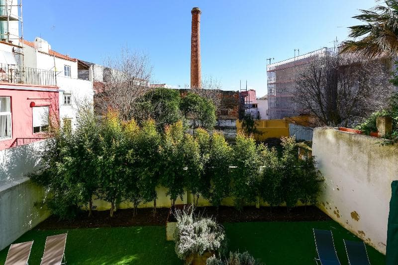 Alfama Lisbon Lounge Suites 4