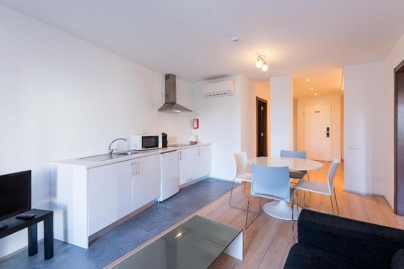 Alfama Lisbon Lounge Suites 5