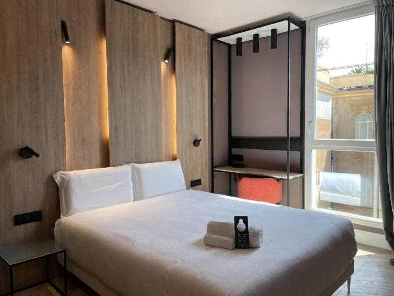 B&B HOTEL Genova City Center photo 1